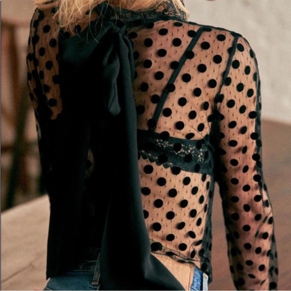 sezane | siam polka dot tie blouse 🖤